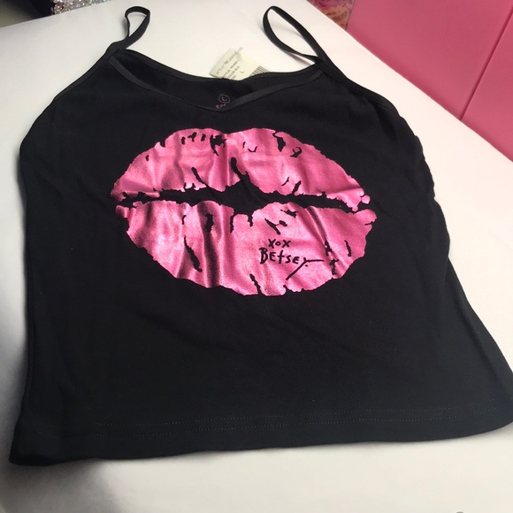Metallic pink lip kiss Betsey Johnson cami Top L - Picture 3 of 7